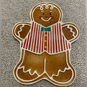 VTG.  AVON GIFT COLLECTION JOLLY 'N' SWEET GINGERBREAD TREAT CERAMIC TRIVET